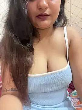 Curvy_Anaya