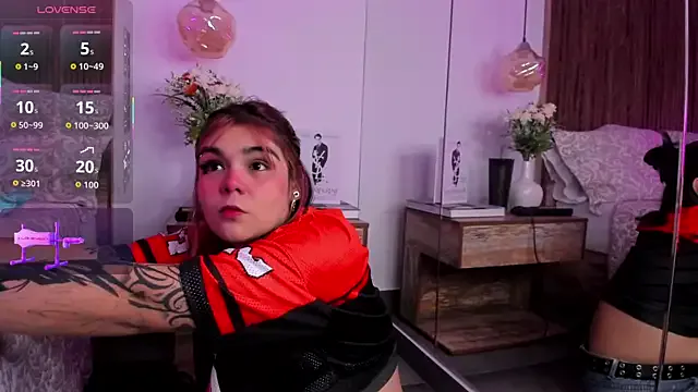 DakkotaBluee on StripChat 