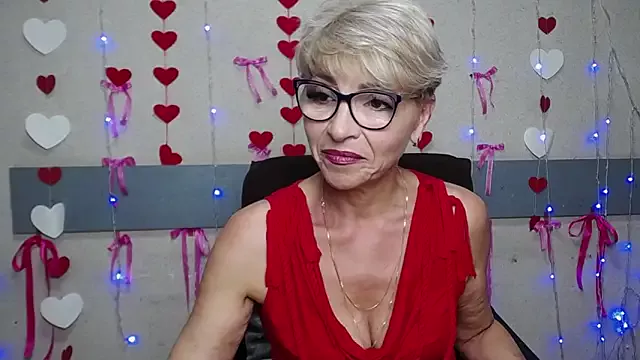EllaBonito on StripChat 