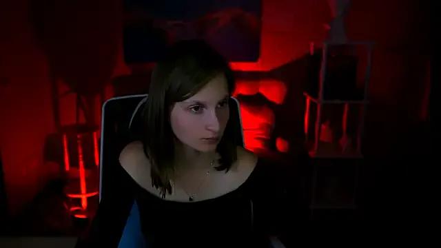 EllaHorton on StripChat 