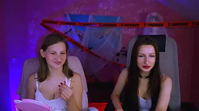 EllaHorton on StripChat 