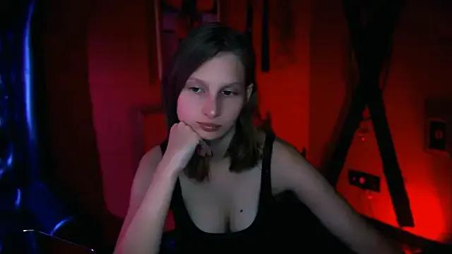 EllaHorton on StripChat 