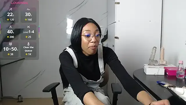 esmeralda-bk on StripChat 