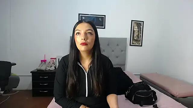 Esmeraldaa- on StripChat 