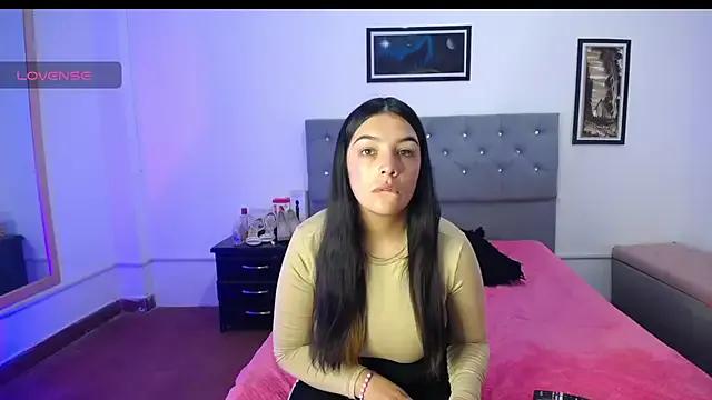 Esmeraldaa- on StripChat 