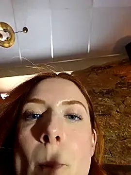 Evelyn_Jade on StripChat 