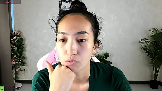 FlirtyAura — Massage ass