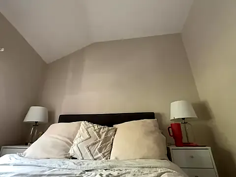 FrancescaXO — Boobs outttttt 
