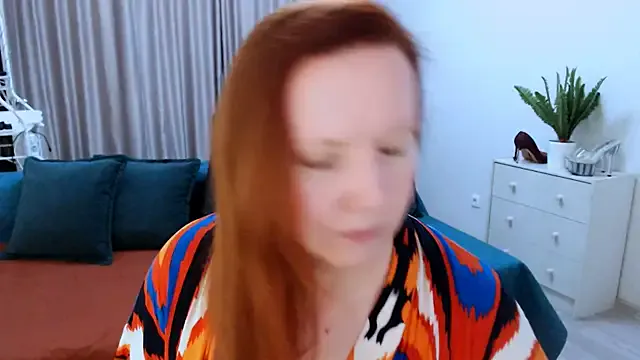 GoddessLara on StripChat 