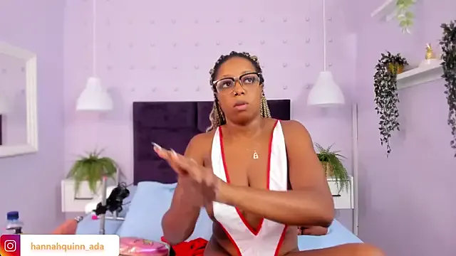 Hanaahquinn on StripChat 