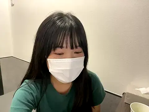 hikiwarinatto_xoxo — Freechat on StripChat