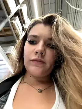 Holy_Tereza — Freechat on StripChat