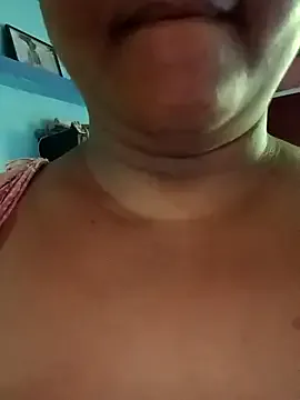 Hotty-rosni on StripChat 