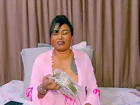 indiansparkle on StripChat 