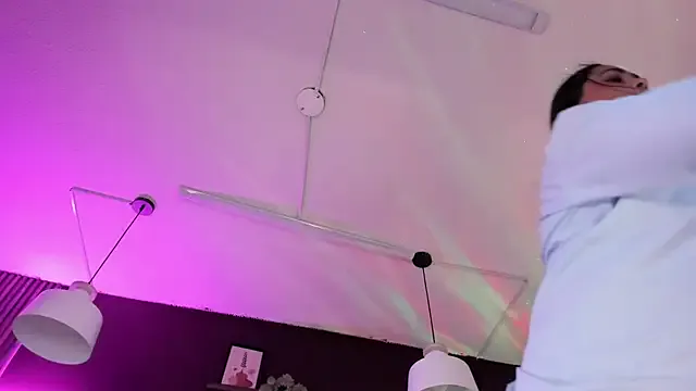 Inndrahot on StripChat