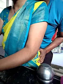 Innocent-pilla on StripChat 