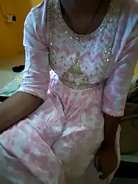 Innocent-pilla on StripChat 