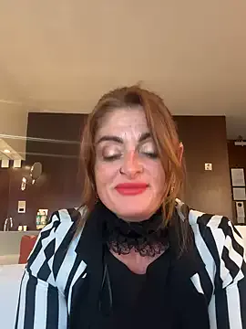 IrishmilfAnna on StripChat 