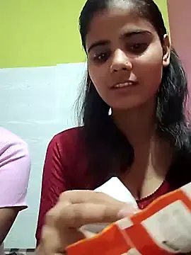 jaan_jaanvii on StripChat