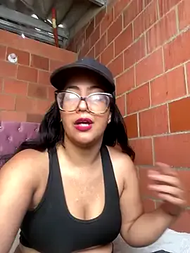 Jessyivonne on StripChat 