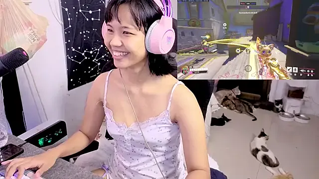 Kana_G on StripChat 