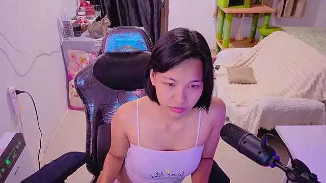 Kana_G on StripChat 