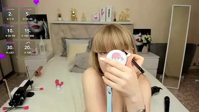 KattyPeachX on StripChat 