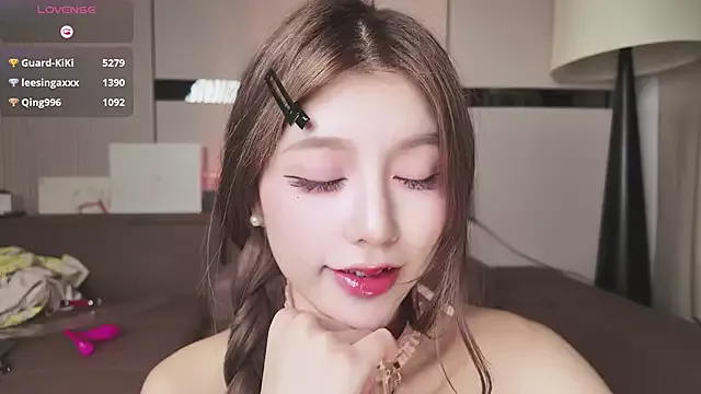 Kiki--2025 on StripChat 