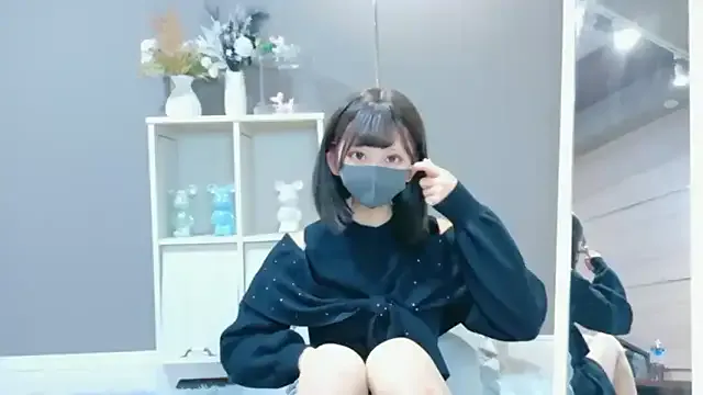 Kiki-jpn on StripChat