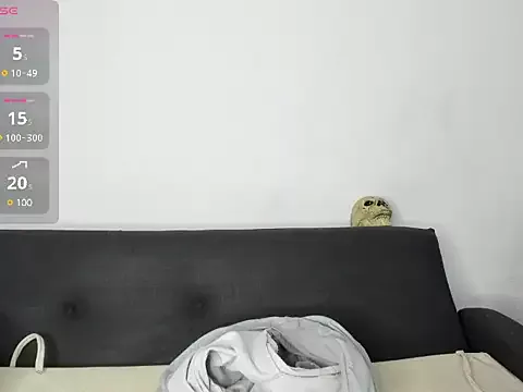 Kitty_ravee on StripChat 
