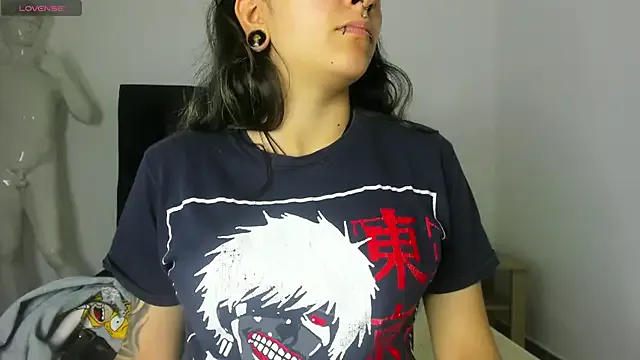 Kitty_ravee on StripChat 