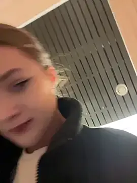KittyQueeny — Freechat on StripChat