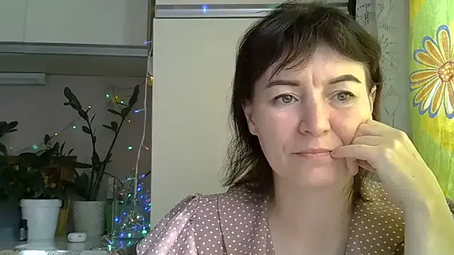 Krystal_82 — Freechat on StripChat