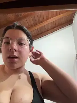 Kylie2211 — domi inside my pussy and control