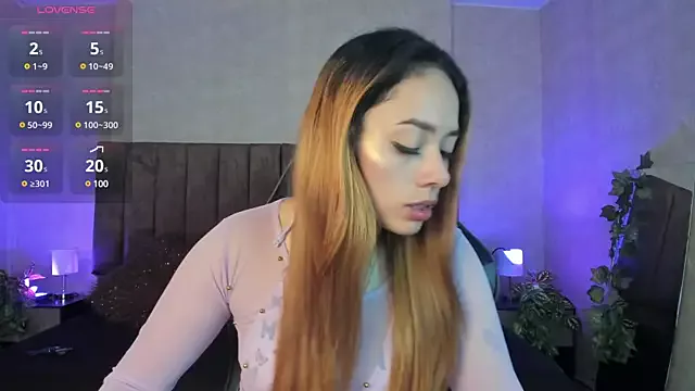 LanaMills_ on StripChat 