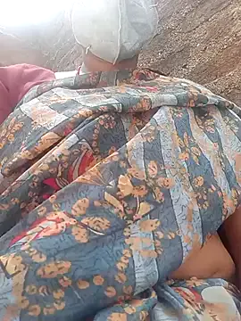 Lattika-Bhabhi — Private on StripChat