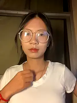 Lil-Gi on StripChat 