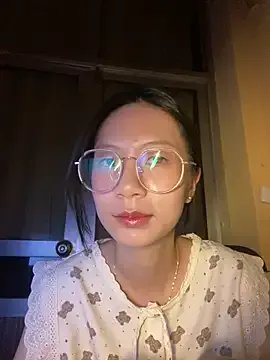 Lil-Gi on StripChat 