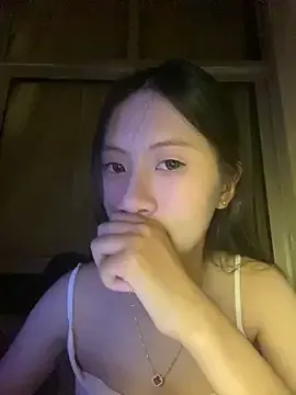 Lil-Gi on StripChat 