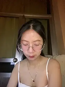 Lil-Gi on StripChat 