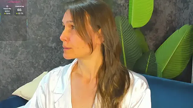 Lillian_White on StripChat 
