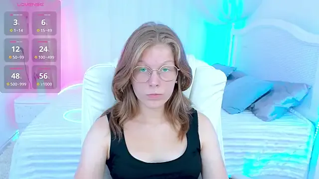 Lilly_Belly on StripChat 
