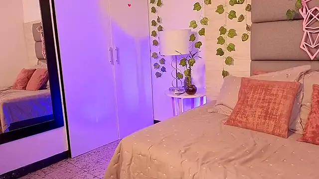 Lily_Miiller — let's have some fun!