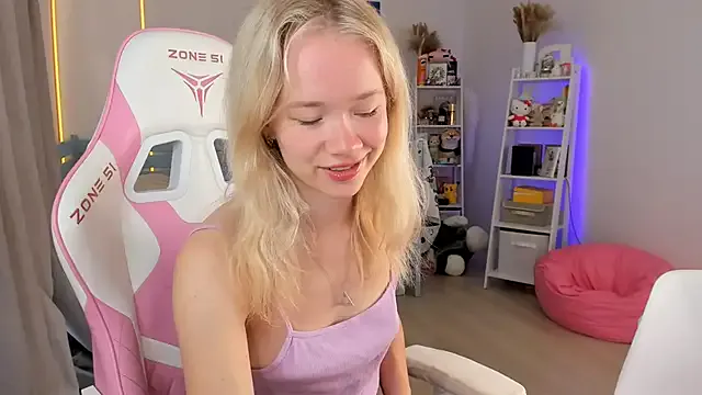 Lily_Young on StripChat 