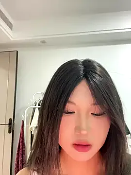 lilyxye77 on StripChat 