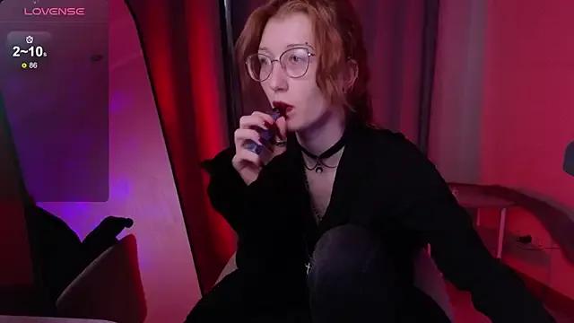 lissaros — bdsm game in latex on heels