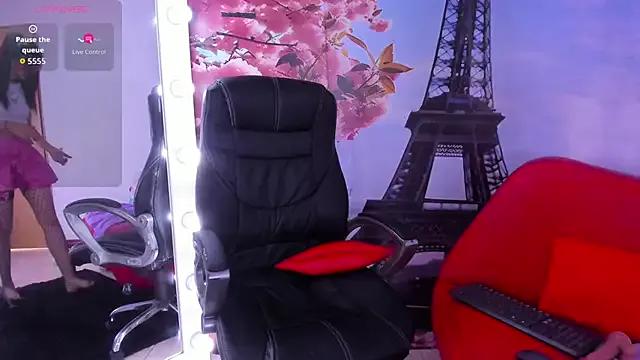 little_ellie_1 on StripChat 