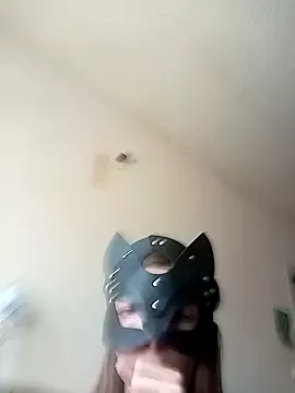 Lolavicee11 on StripChat 
