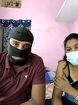 Lovlycouple1 on StripChat 