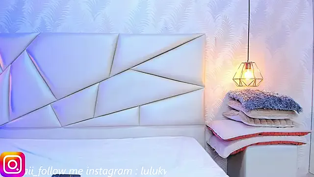 lulukawai16 on StripChat 